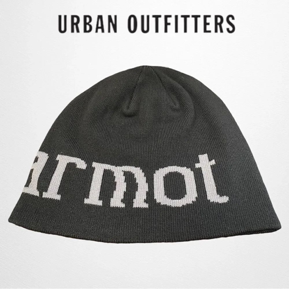 MARMOT Urban Outfitters UO Black Summit Hat Beanie NEW